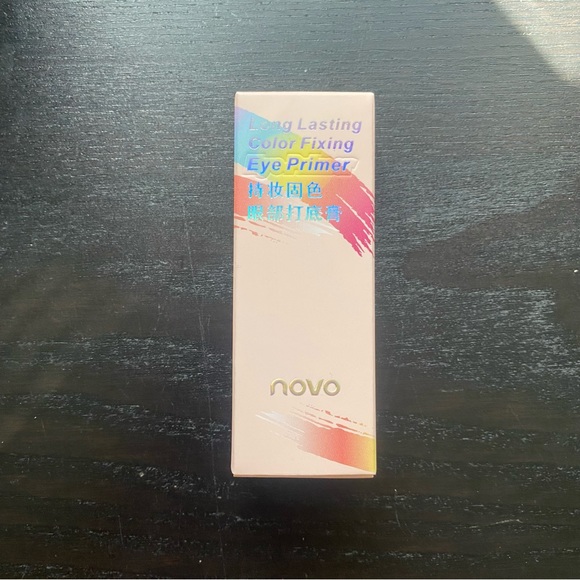 Makeup kit & Eye Primer - Picture 4 of 11